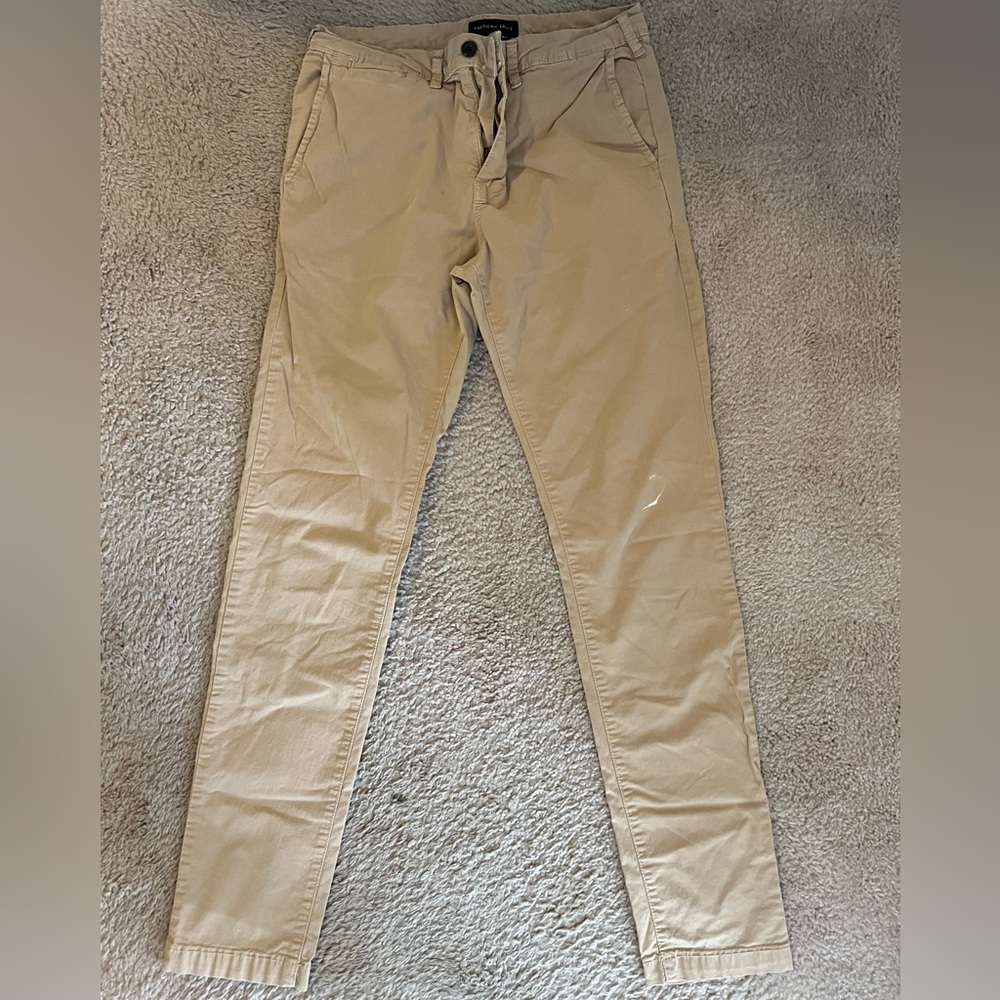 Mens American Eagle khakis